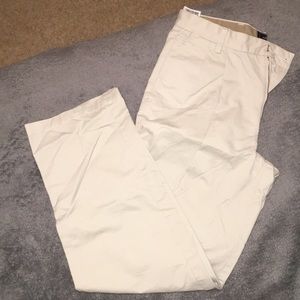 Dockers pants in great condition. 32 x 34